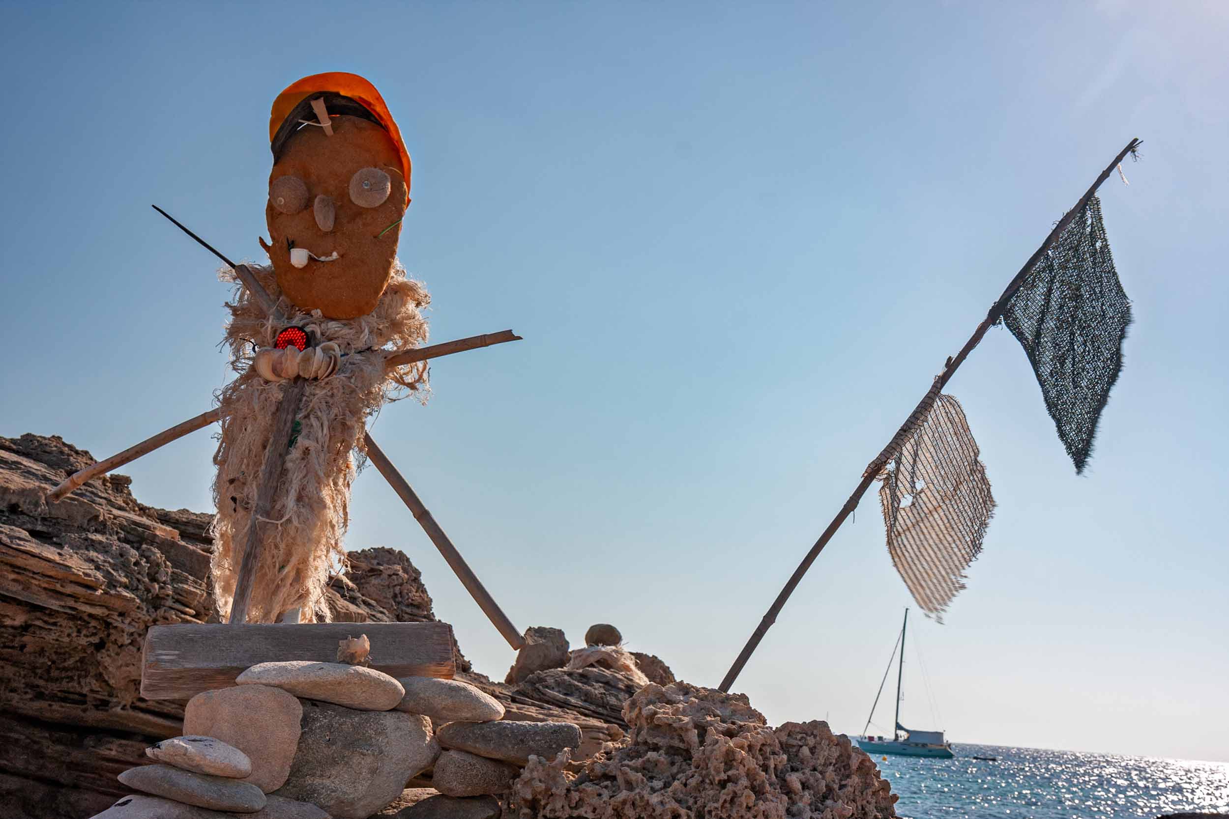 La escultura en Formentera: un arte que habita el paisaje
