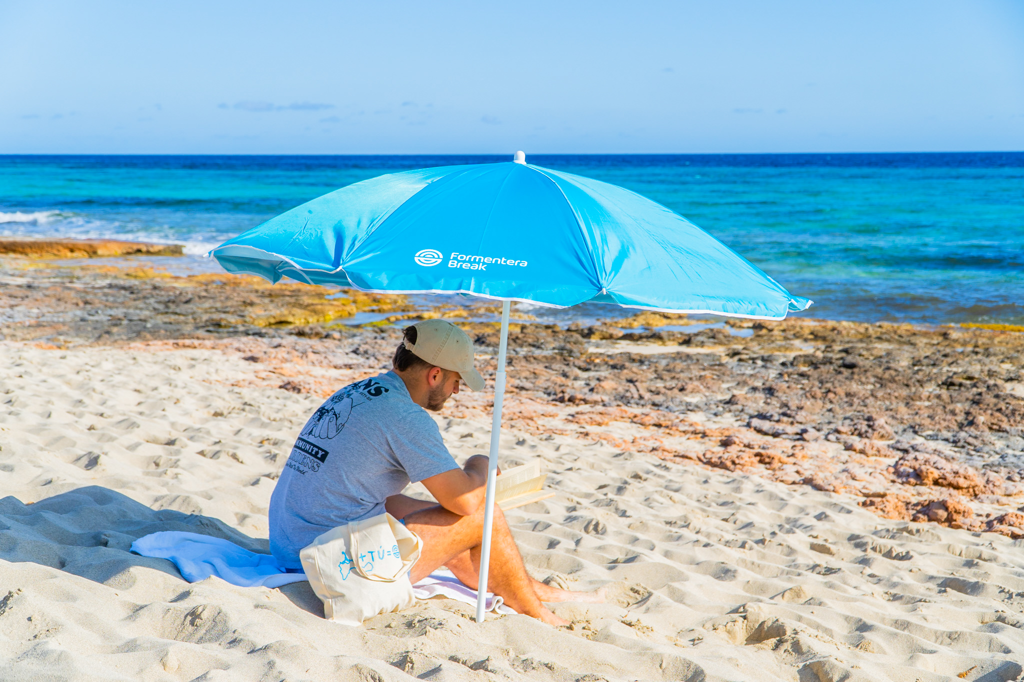 5 libros inspirados en Formentera que te transportarán a la isla